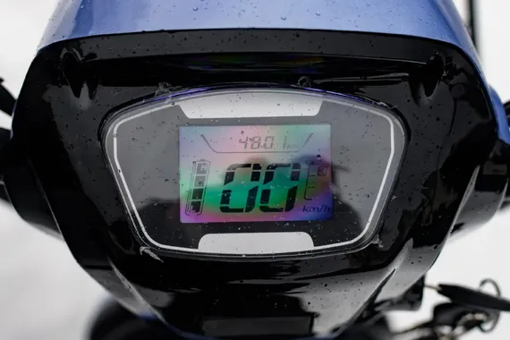 Электросамокат AVM SPM (ЛИТИЙ)